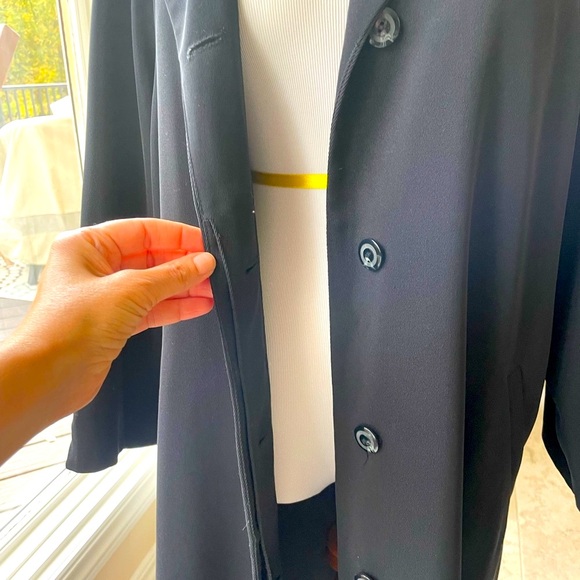 Long black light weight coat by Utex design. - Picture 15 of 15